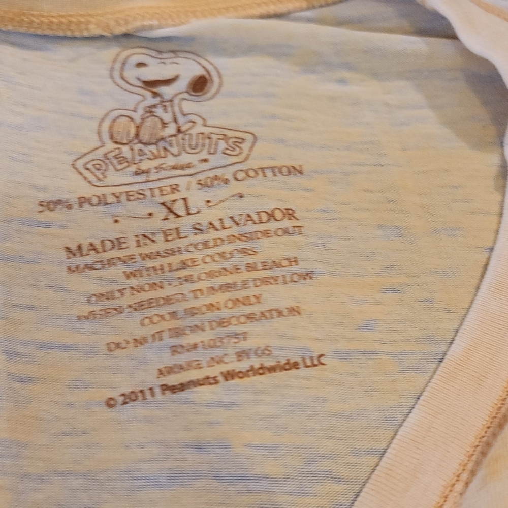 SNOOPY & Pumpkin Tee size XL - Picture 2 of 3